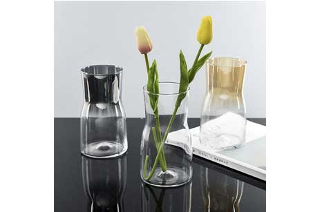 Florero de vidrio de gran diámetro,