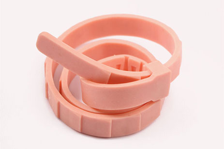 Collar ajustable de silicona para perro y gato resistente a los insectos