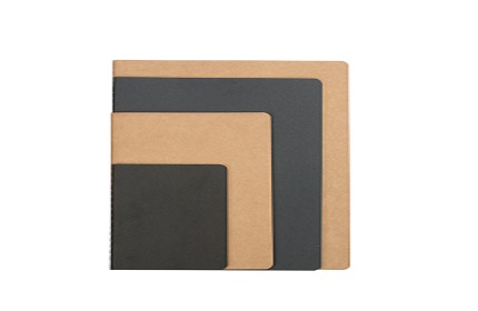 Cuadernos de papel forrado con cubierta marrón